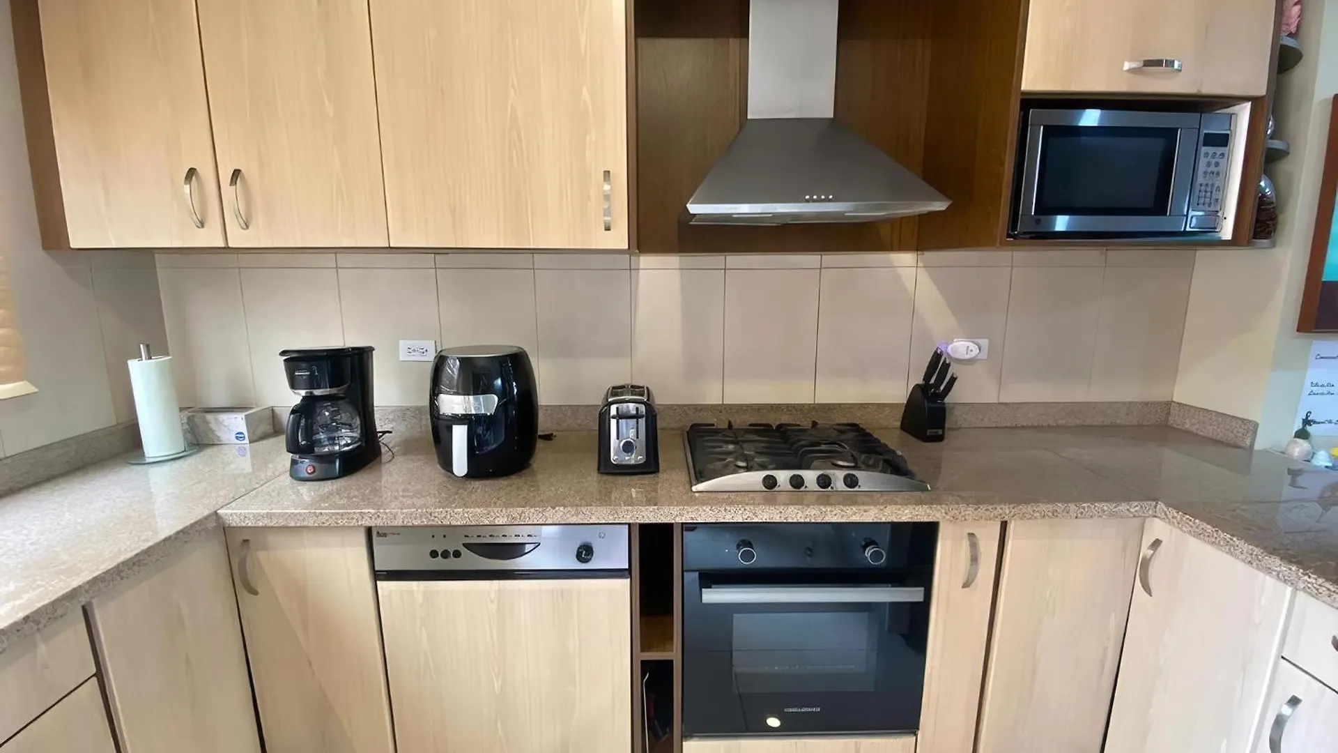 פאלם ביץ' Aruba , Eagle Beach Townhouse בית נופש